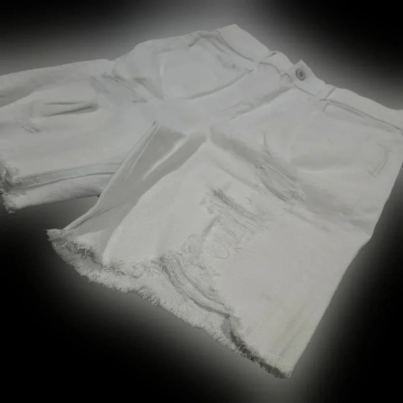 Hollister Ultra High-Rise Denim Shorts - Size 26 white - Picture 3 of 15